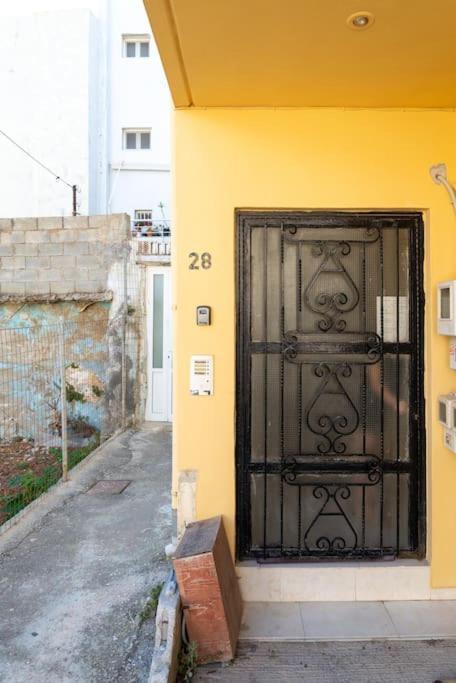Cozy Apartment In The Heart Of City Center Heraklion  ภายนอก รูปภาพ