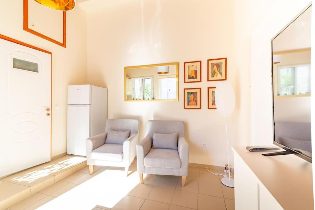 Cozy Apartment In The Heart Of City Center Heraklion  ภายนอก รูปภาพ